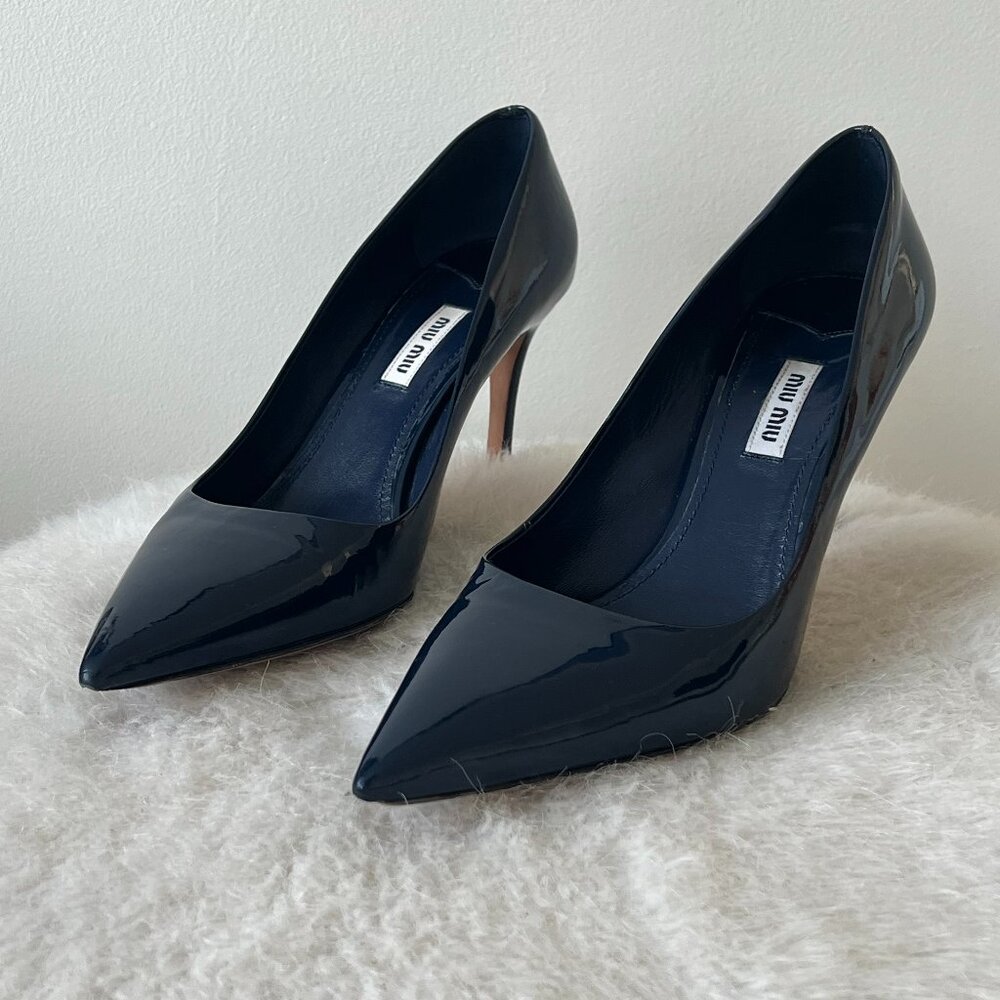 MIU MIU | Patent Blue Leather Pumps